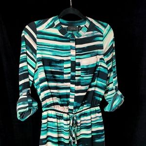 APT.9 black, green, and peach button up dress 👗